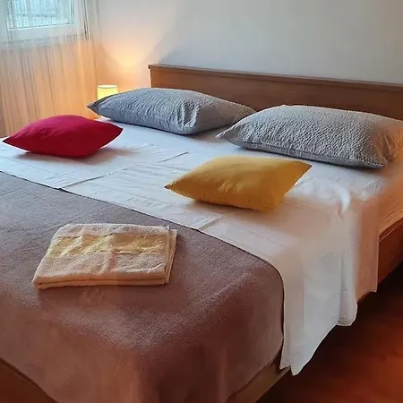 Apartment Diran 2